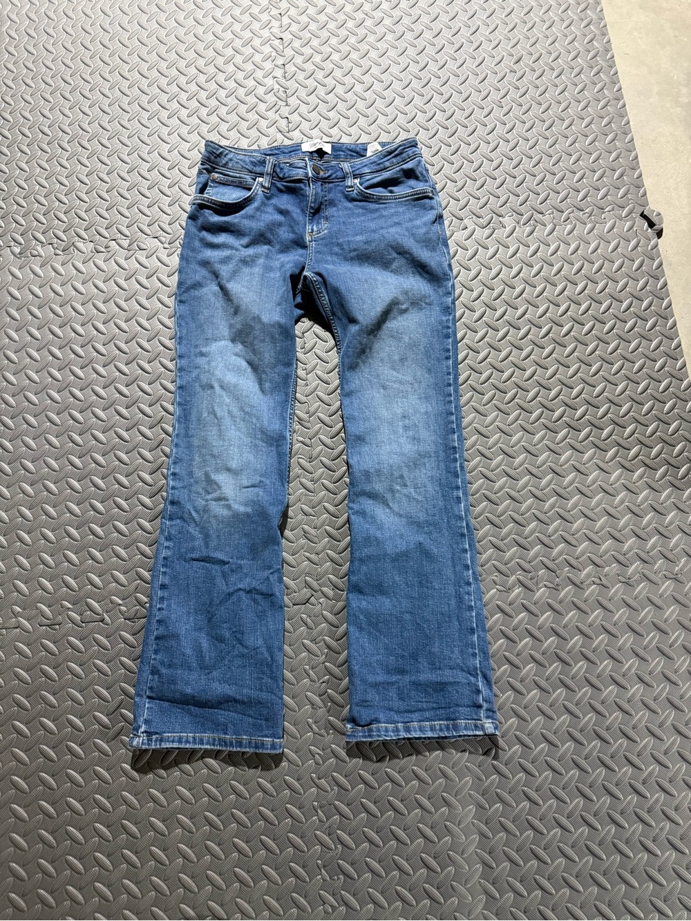 Wrangler Women's Medium Blue Flare Jeans